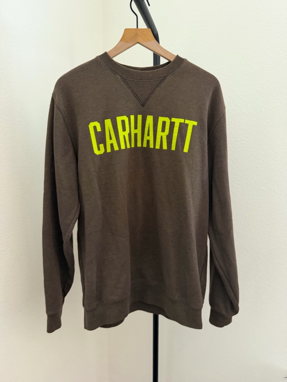 Carhartt Brown Crewneck with Yellow Logo  Print - Picture 2 of 3